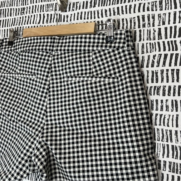 Old navy Black and White Checkered gingham Shorts - Picture 8 of 13